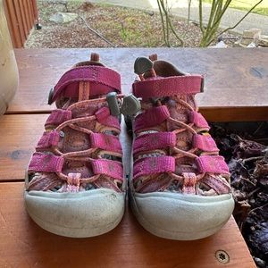 Keen shoes